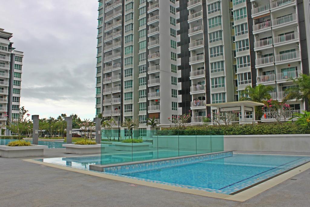 Roomstay @ Sri Utama Condominium Sandakan Exterior photo