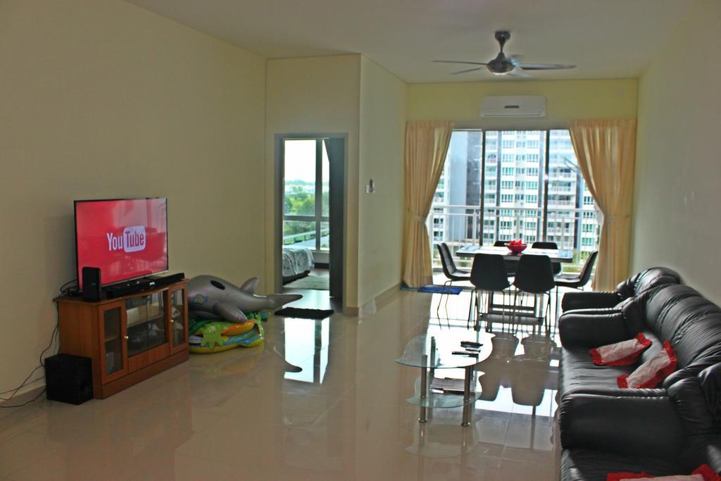 Roomstay @ Sri Utama Condominium Sandakan Exterior photo